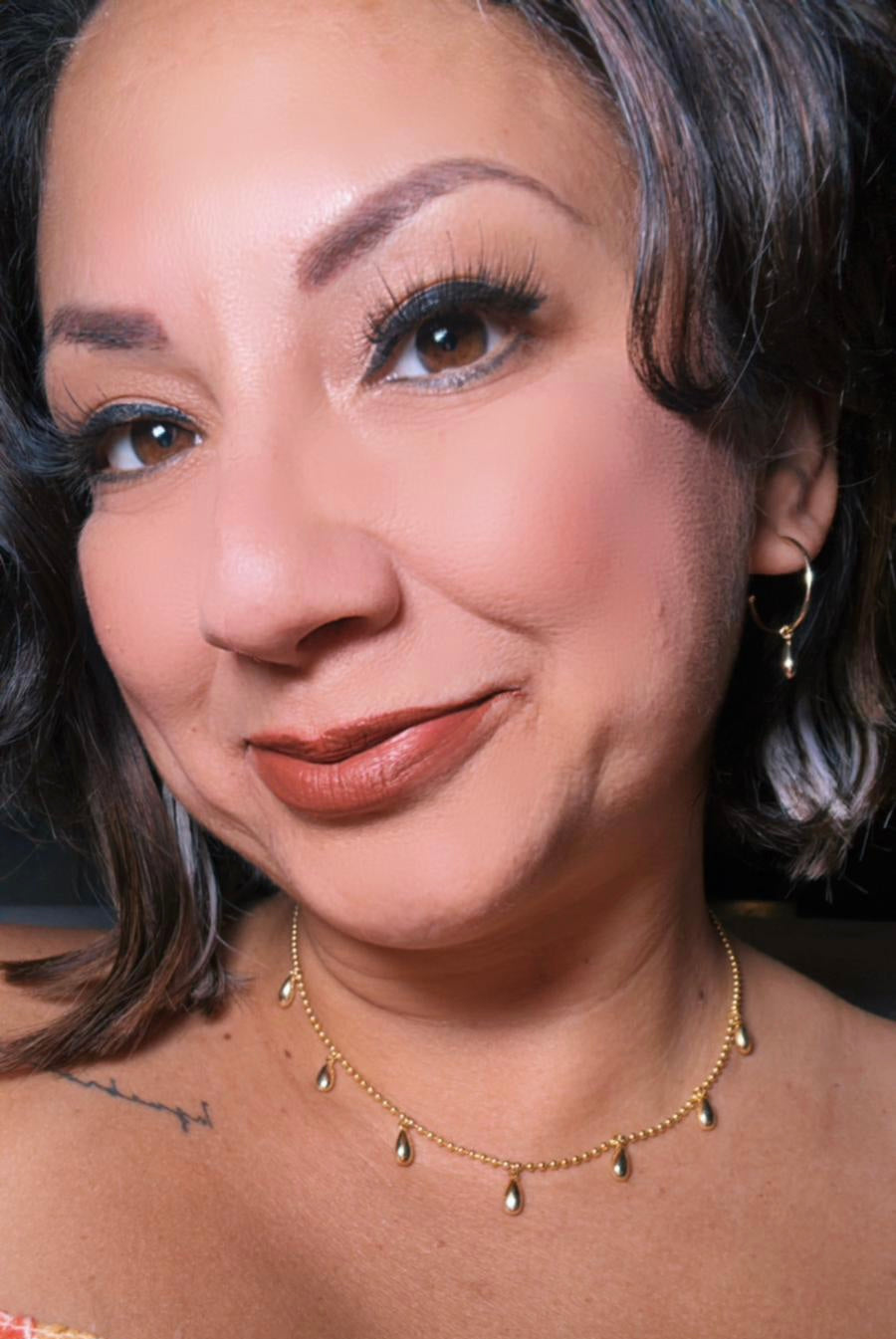 Necklace gold drops