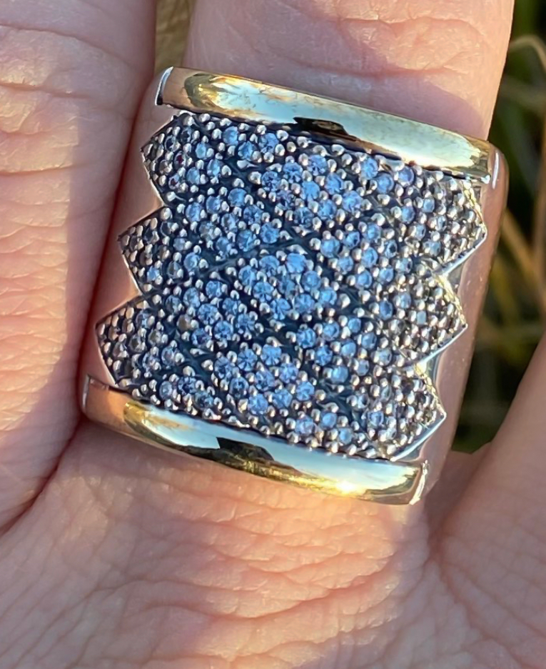 Wide ring
