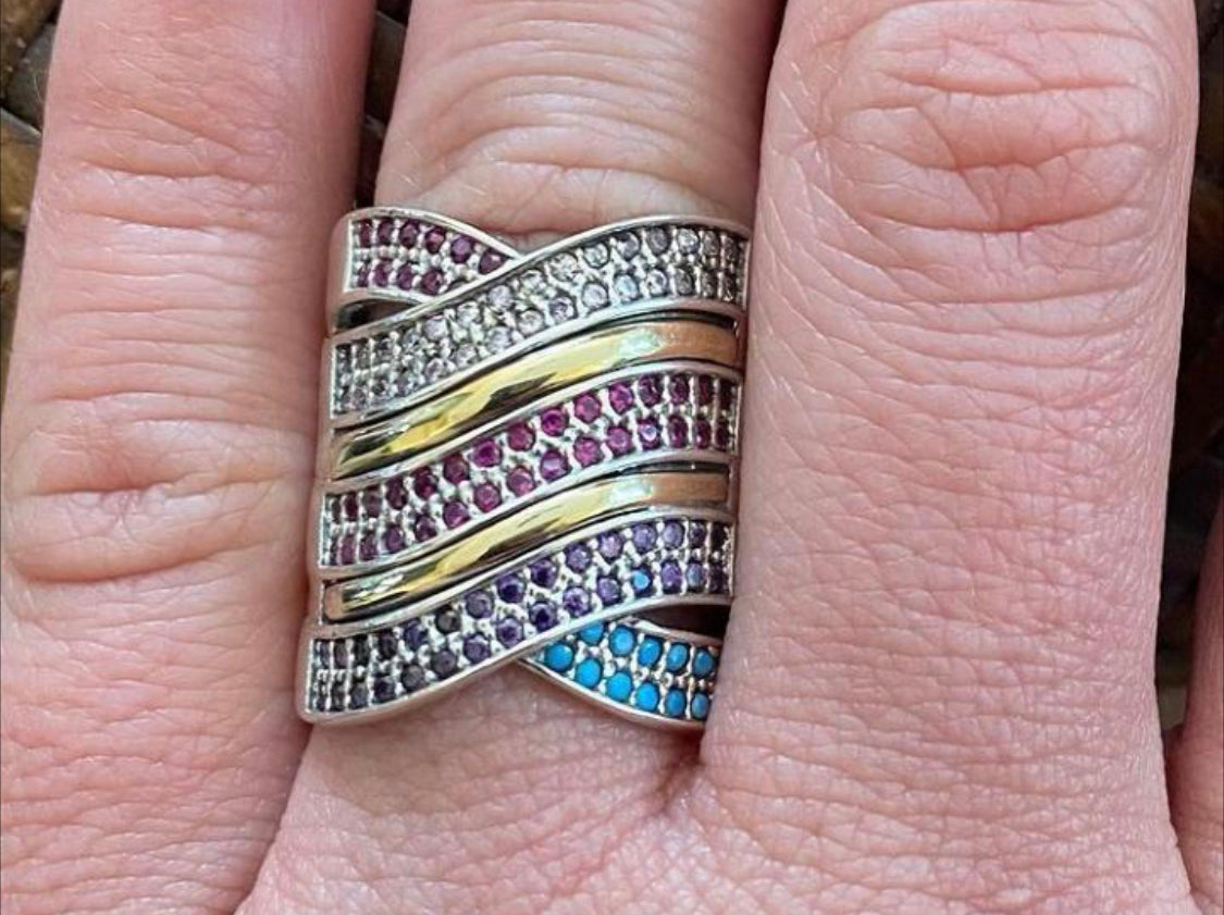Cross multicolor ring
