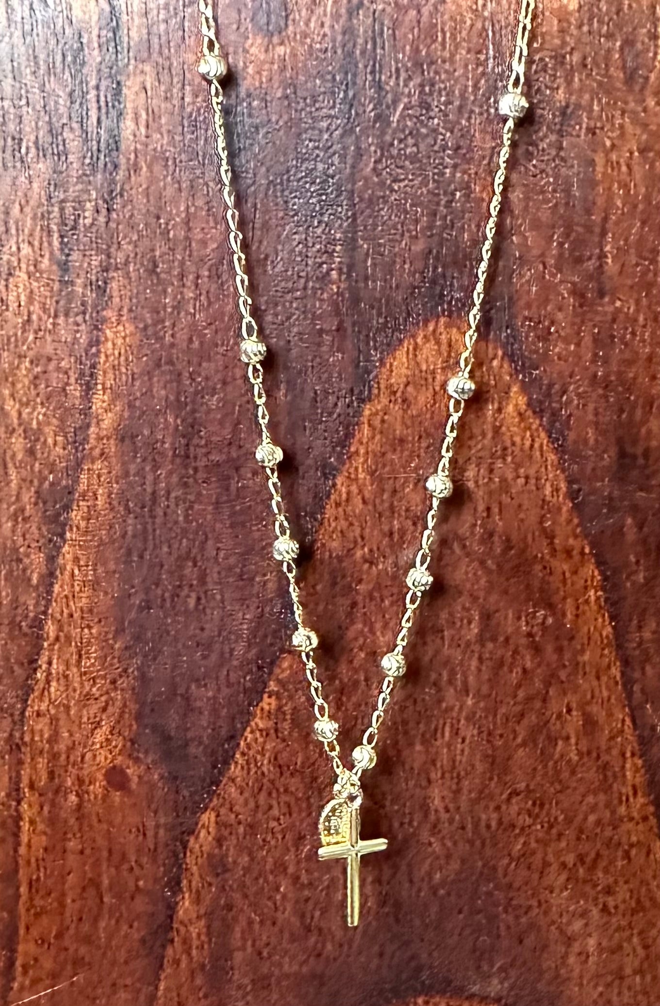 Rosary with cross and virgen