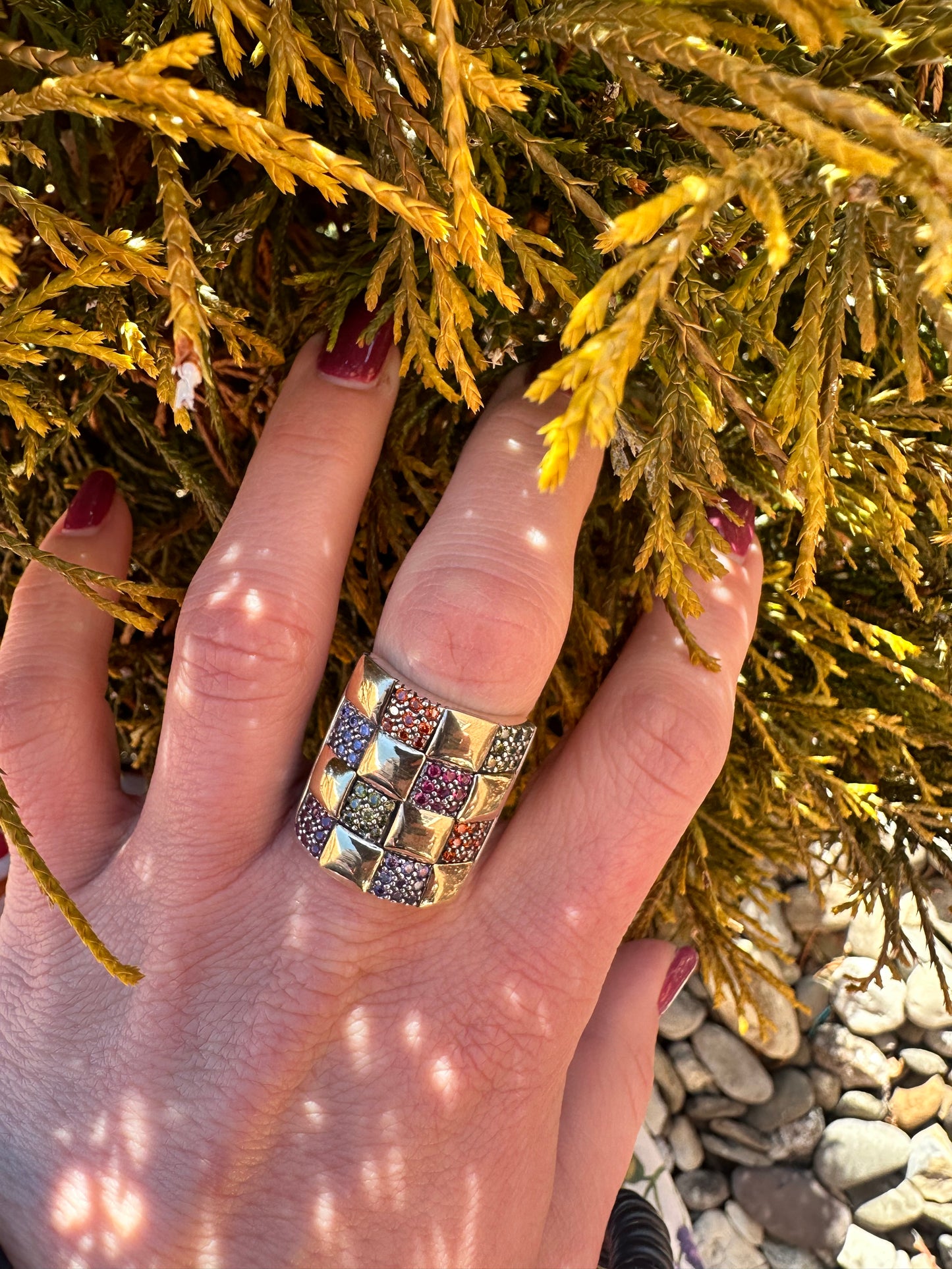 Multicolor ring